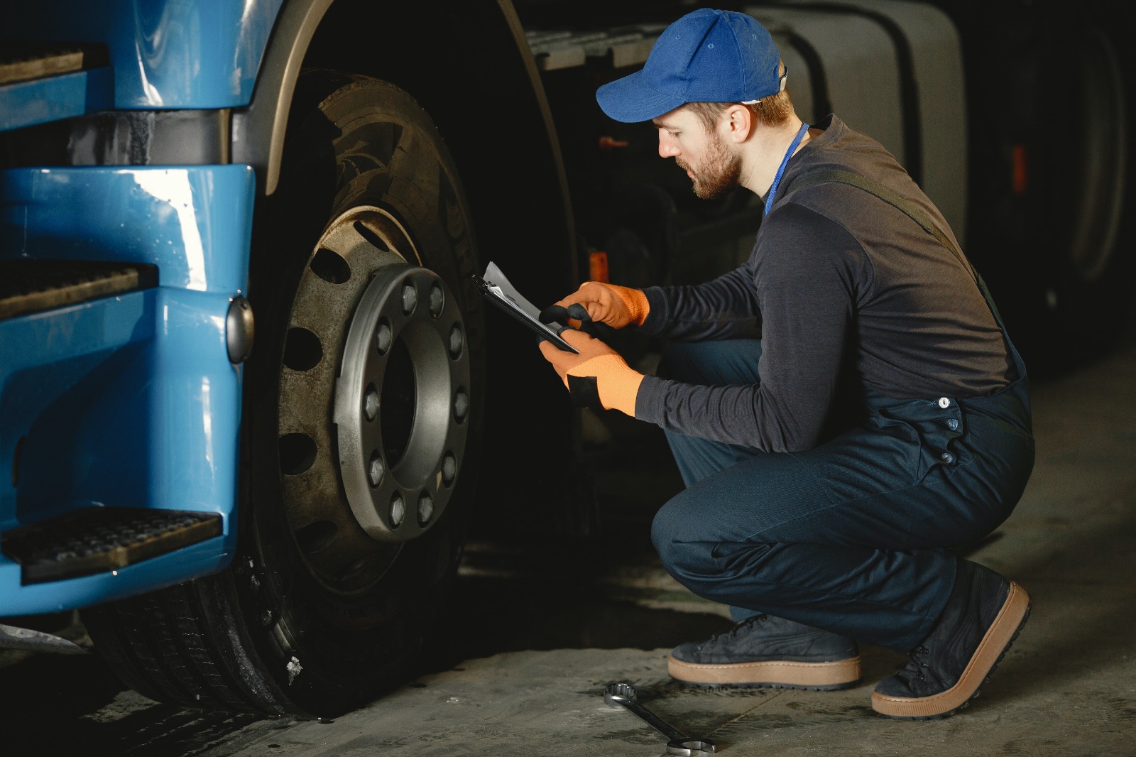 trucktireinspect